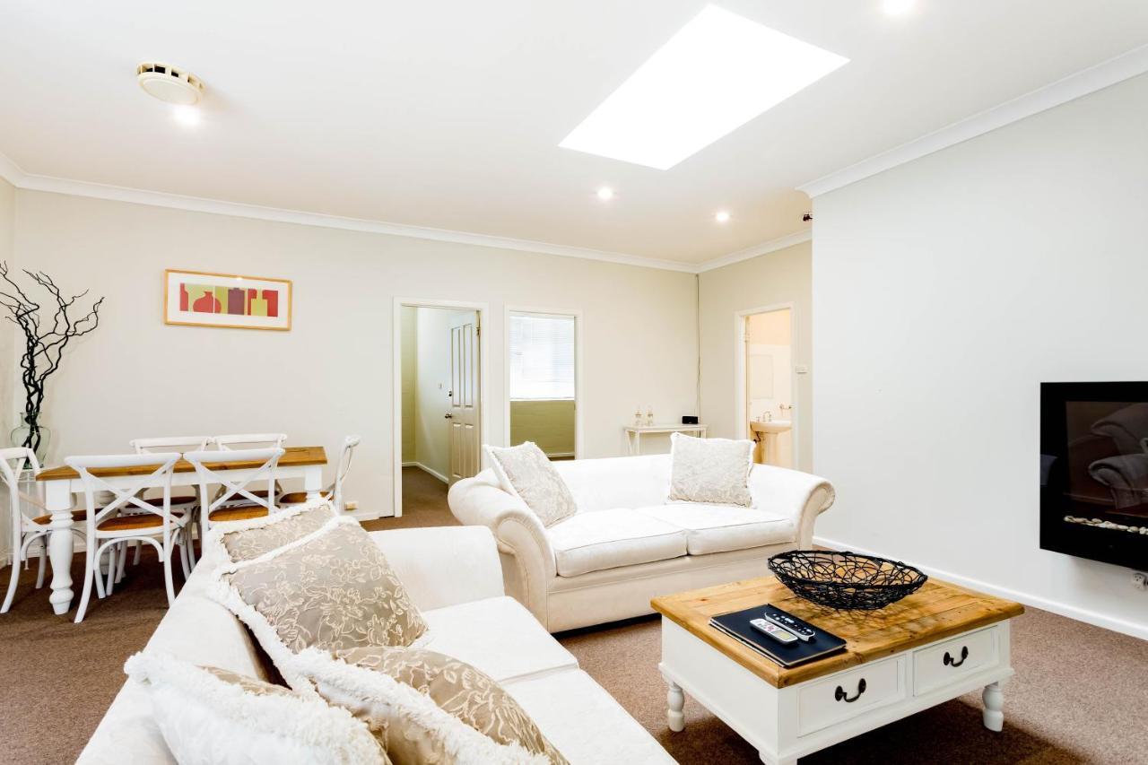 Bundanoon Country Inn Motel ภายนอก รูปภาพ